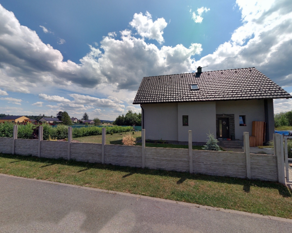 Prodej samostatného RD ve Struhařově Praha - východ