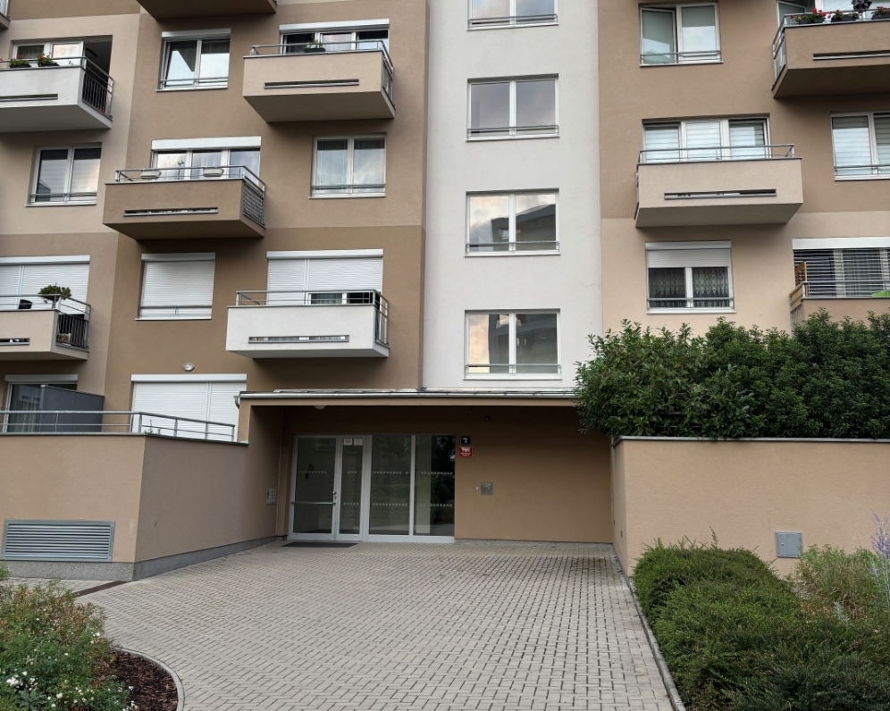 Prodej moderního 2+kk v OV, Mantovská, Praha 10